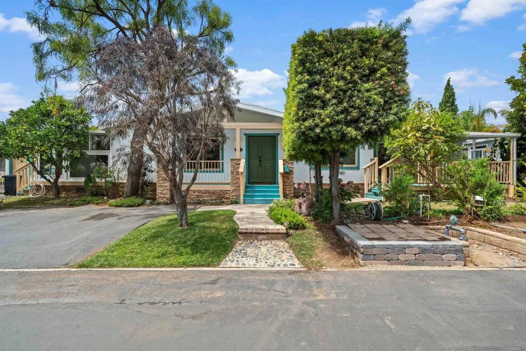 https://cdn.realtyfeed.com/cdn/127/306717686/ae0af6751669801cfc78538f35a09387.webp