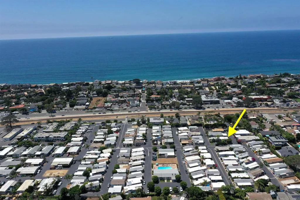 https://cdn.realtyfeed.com/cdn/127/306717686/cd0c17f8271b679e5e03ccc0ed42bfb8.webp