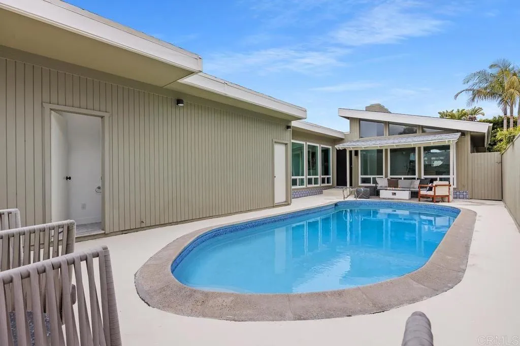 https://cdn.realtyfeed.com/cdn/127/306717699/13045bb3b3ca2a6afdacb64d6ce1b8a2.webp