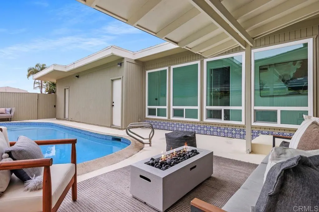 https://cdn.realtyfeed.com/cdn/127/306717699/c812cf3f76801f30bb2ed68f65b0ab95.webp