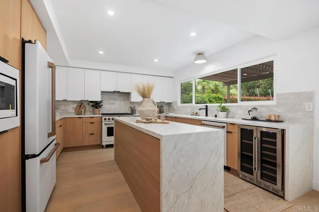 https://cdn.realtyfeed.com/cdn/127/306717699/d661da3bb10ae3a4b2fa79197350a570.webp