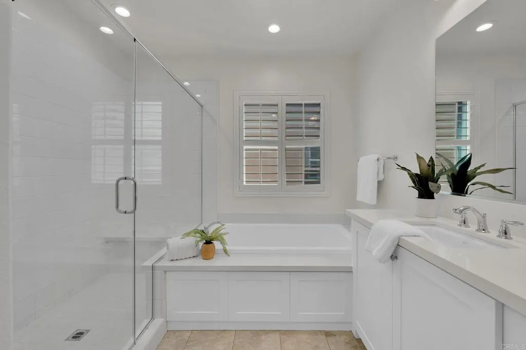 https://cdn.realtyfeed.com/cdn/127/306717709/331d38756873178cdbf61dd3ddc6c59e.webp