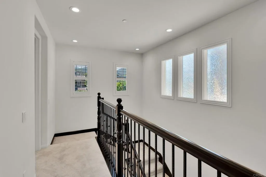 https://cdn.realtyfeed.com/cdn/127/306717709/7af959df35af687220097c7d8100bc5b.webp