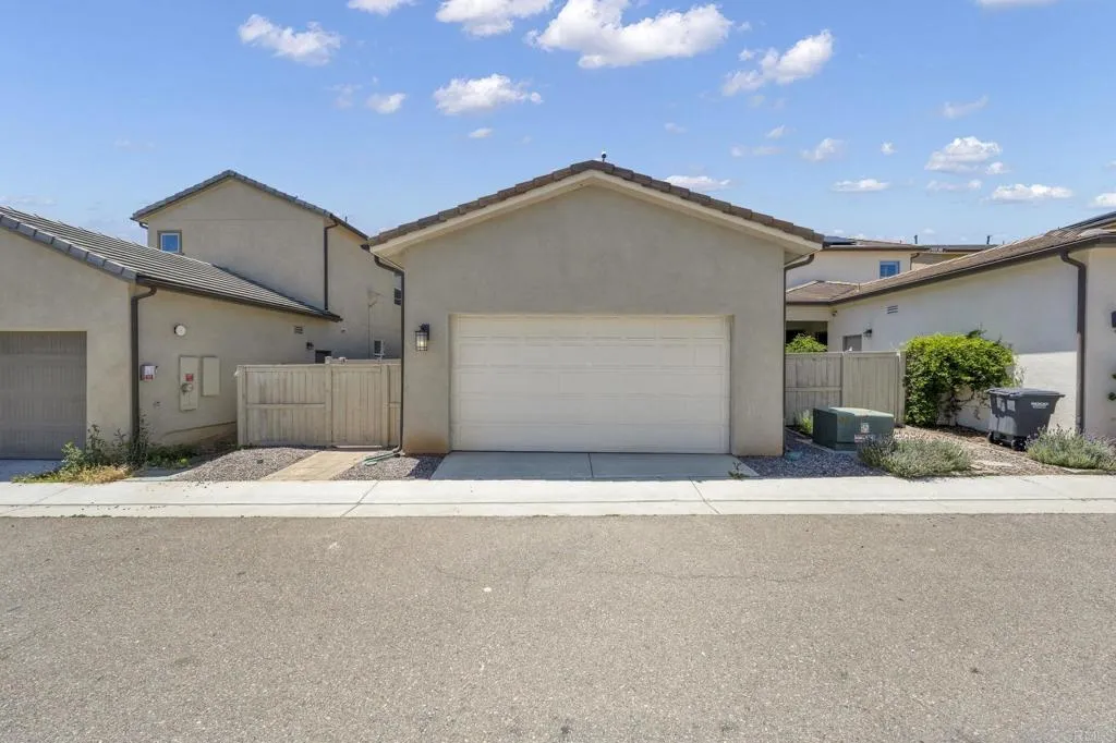 https://cdn.realtyfeed.com/cdn/127/306717709/959e390e04afb6e07b81482a5f8aa419.webp