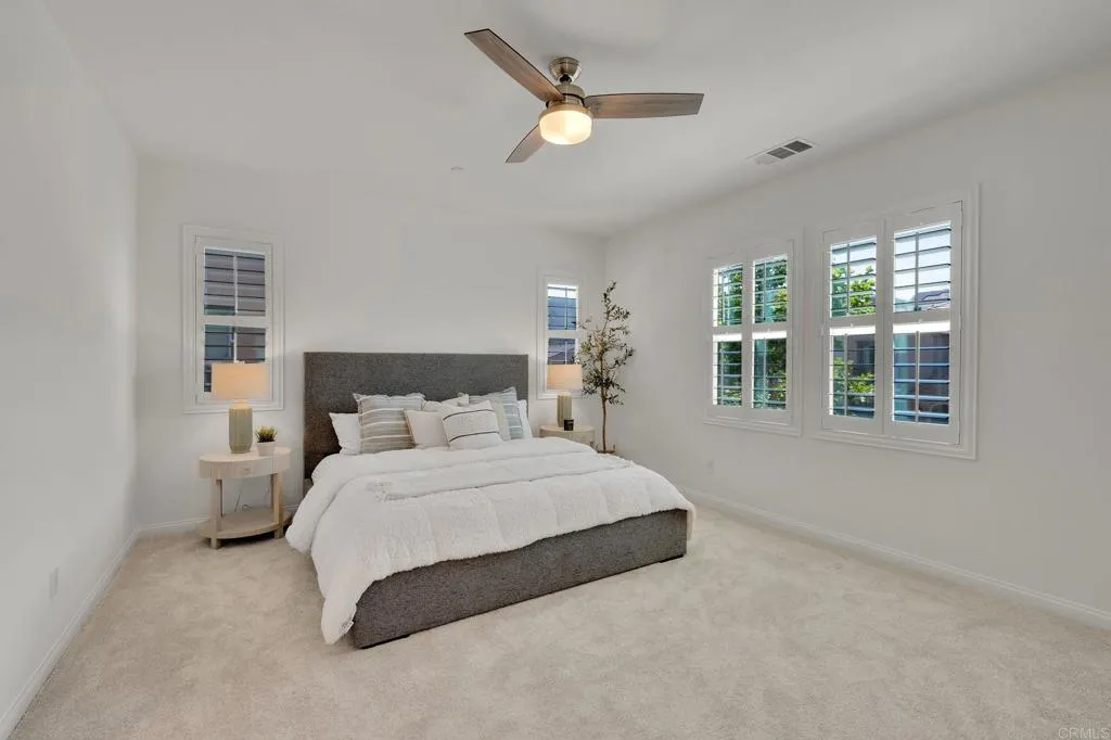 https://cdn.realtyfeed.com/cdn/127/306717709/a797c10cdebe7e6eeb6503ef81e73c79.webp