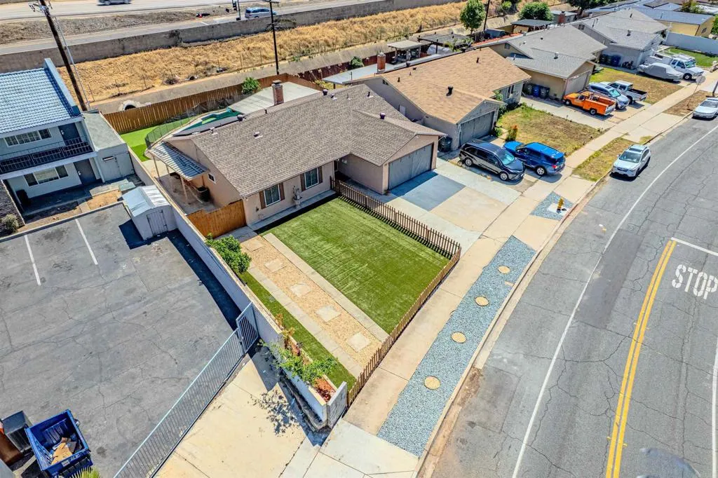 https://cdn.realtyfeed.com/cdn/127/306717775/1a399cb36854bcc8a0e18ffcf7f0c4ff.webp
