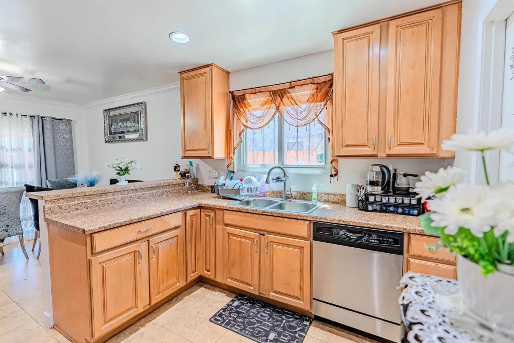 https://cdn.realtyfeed.com/cdn/127/306717775/c166e31c9111d2f55b35f7270f3175e3.webp