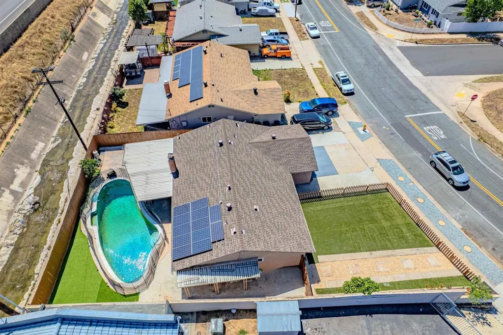 https://cdn.realtyfeed.com/cdn/127/306717775/db7c5b5dc17221bdd29ca44ef382686c.webp