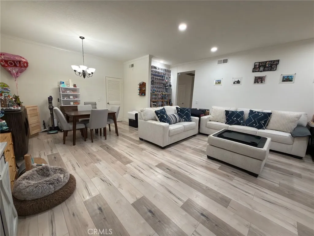 13214 Moorpark Street Unit 108, Sherman Oaks, CA 91423 - Photo 3 of 20, Sherman Oaks, CA