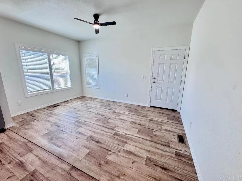 https://cdn.realtyfeed.com/cdn/127/306717881/75c1aadc55f6e3afe25260f017bb74ab.webp