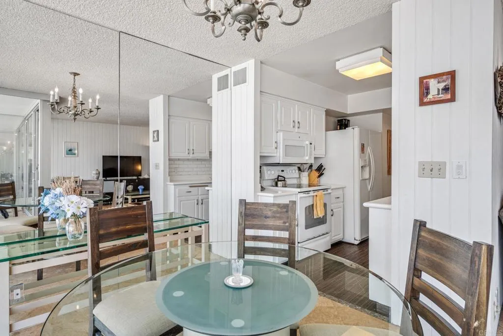 https://cdn.realtyfeed.com/cdn/127/306717894/011073fc603138c09aae668a406bd0d1.webp