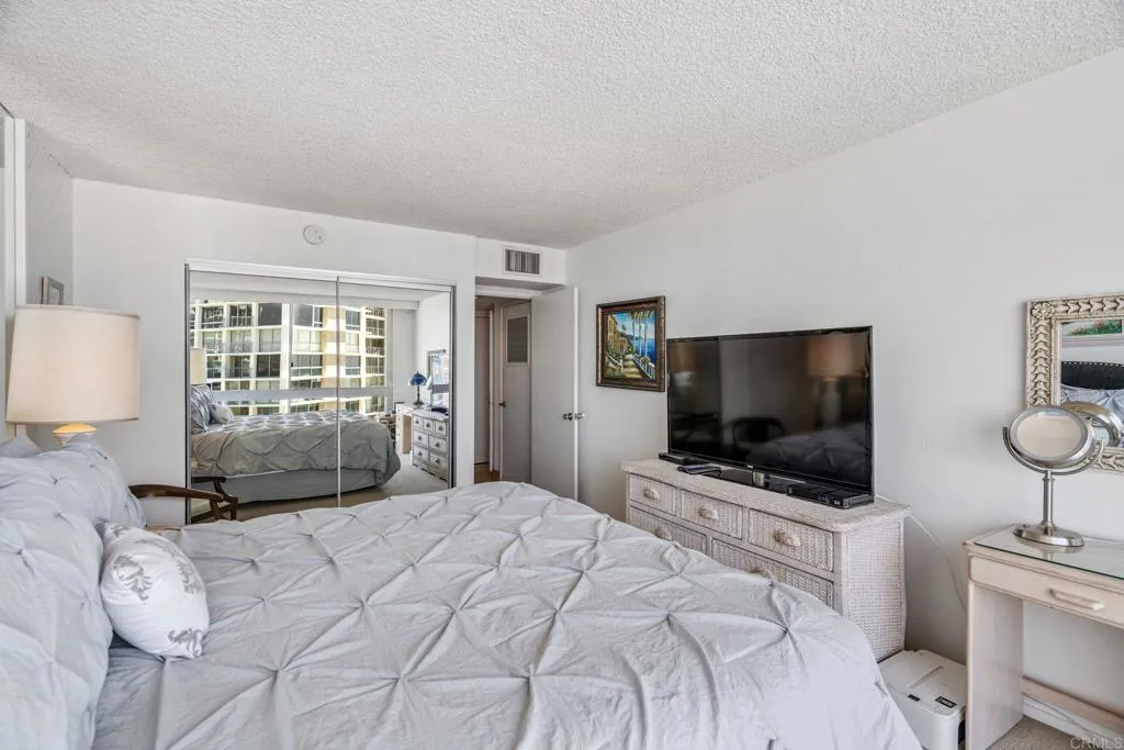 https://cdn.realtyfeed.com/cdn/127/306717894/32f6627e1b30a65f5cd33c0054656ad6.webp