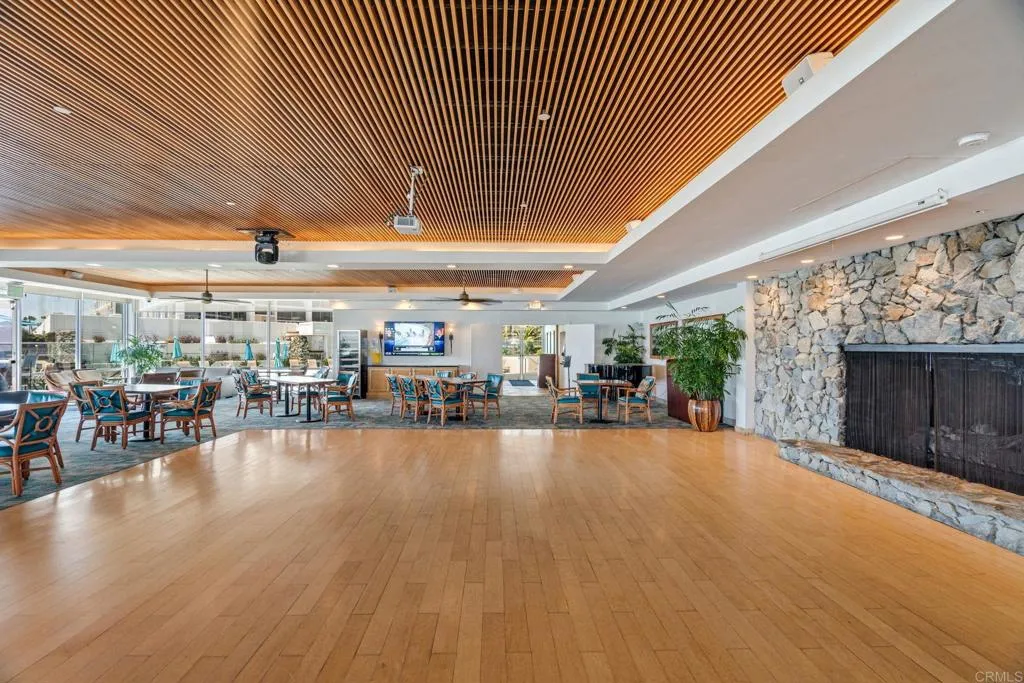 https://cdn.realtyfeed.com/cdn/127/306717894/839db9974994d215f1d8f600228abffd.webp