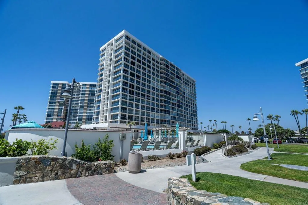 https://cdn.realtyfeed.com/cdn/127/306717894/84dd11b3ee0182052f745433454e45a2.webp