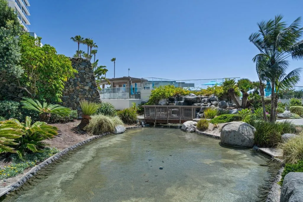 https://cdn.realtyfeed.com/cdn/127/306717894/c8c08a8799e2af0b81a77eec42795bad.webp