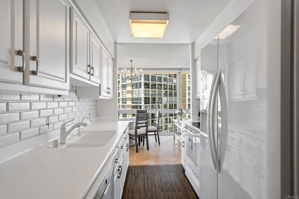 https://cdn.realtyfeed.com/cdn/127/306717894/dd170dd94bcffeec2c6e89632484310a.webp