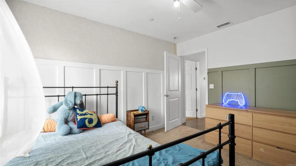 https://cdn.realtyfeed.com/cdn/127/306717905/0e30c10253d0de134cac10cb90b12f44.webp