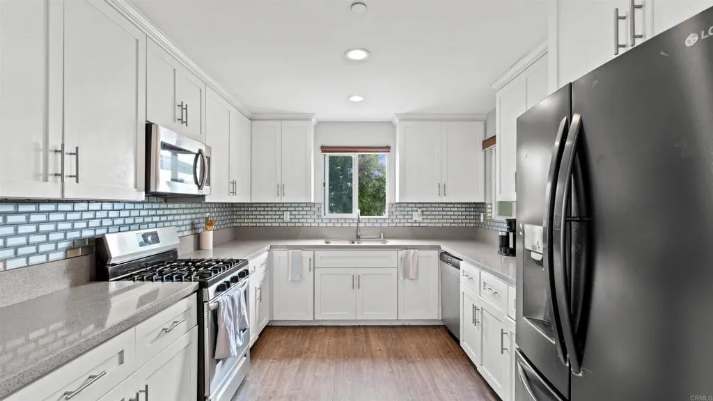 https://cdn.realtyfeed.com/cdn/127/306717905/5c07b9cb9f80cc27f651cf2662813054.webp