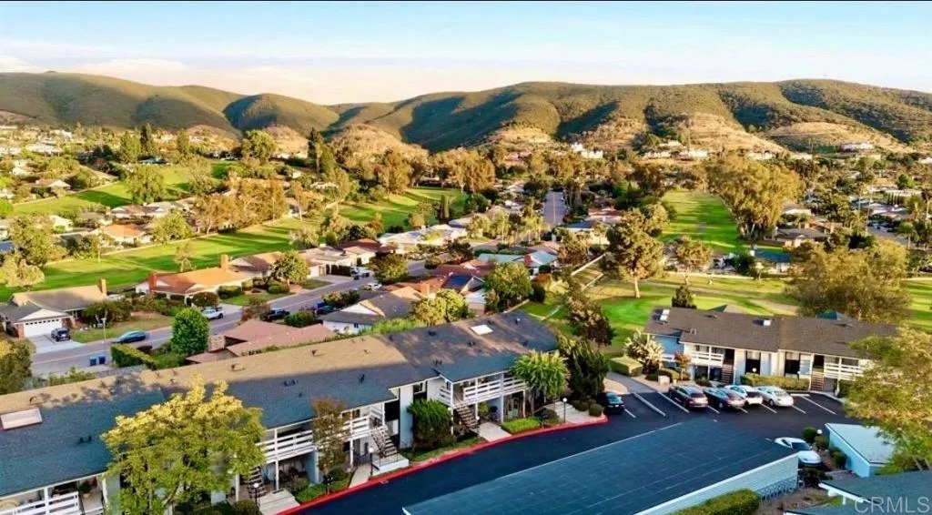 Browse active condo listings in LAKE SAN MARCOS