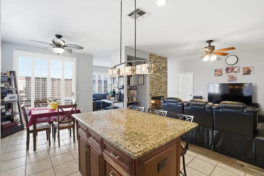 https://cdn.realtyfeed.com/cdn/127/306717922/1debc191ccc7df186a4c1dfcad814f13.webp