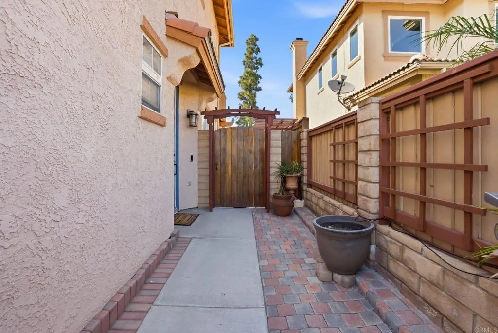 https://cdn.realtyfeed.com/cdn/127/306717922/3a93168f379350cbee1a48161d966d8a.webp