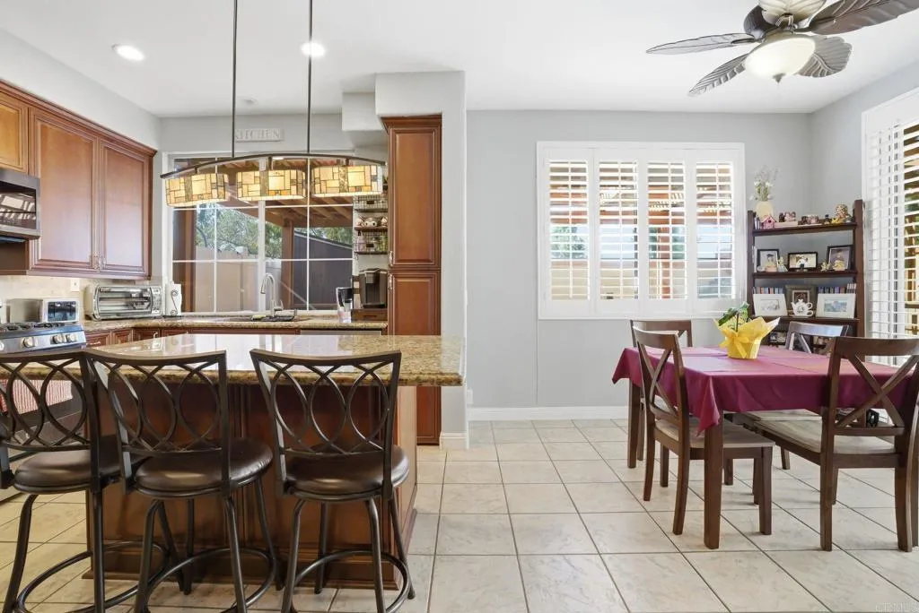 https://cdn.realtyfeed.com/cdn/127/306717922/95b4fbf5fd73276597a01c974bef3460.webp