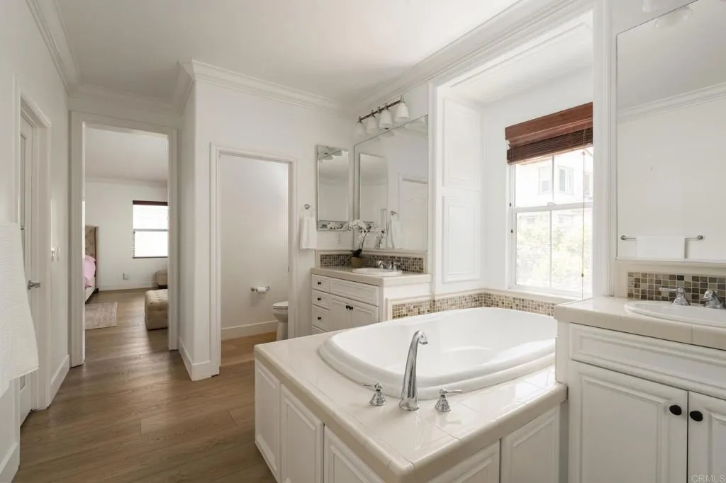 https://cdn.realtyfeed.com/cdn/127/306717924/6af780020717a34415a84ad562163c1a.webp