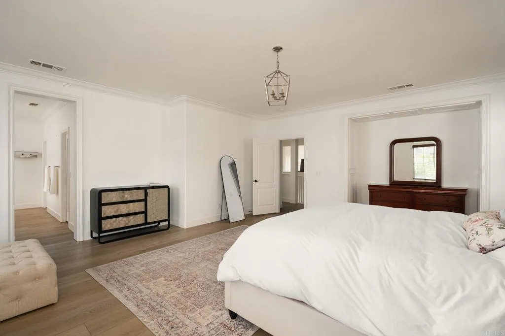 https://cdn.realtyfeed.com/cdn/127/306717924/743950a785e30fe1bd04ed62a9594180.webp
