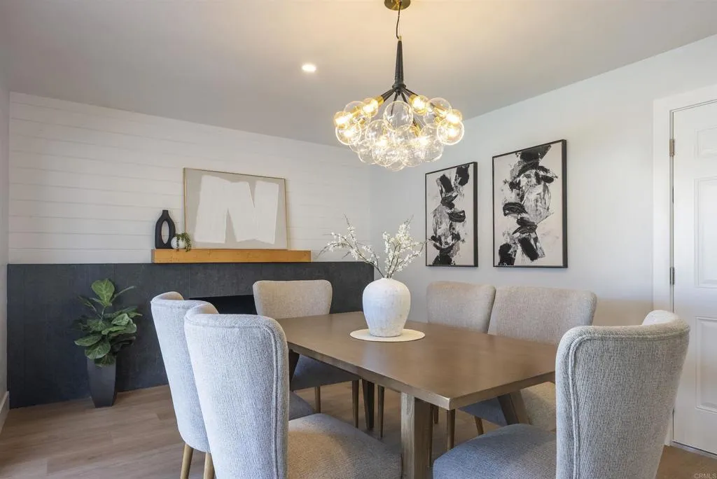 https://cdn.realtyfeed.com/cdn/127/306717925/1ebef2a9e16b6c4a03f3144bcb578dce.webp