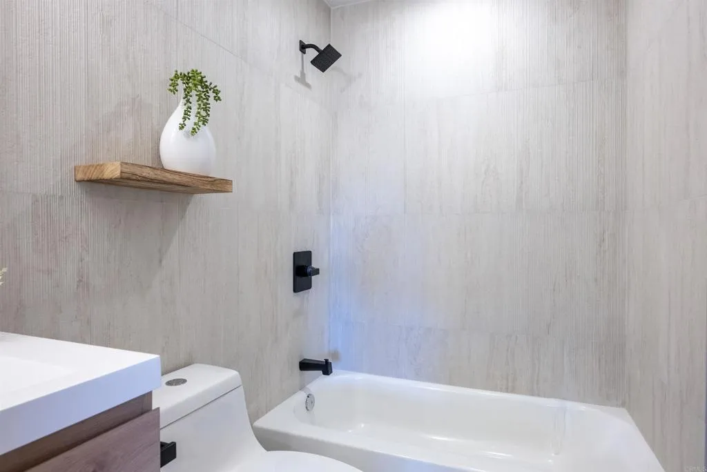 https://cdn.realtyfeed.com/cdn/127/306717925/7c3d0ac0d1b5b213034c47b318fdb344.webp