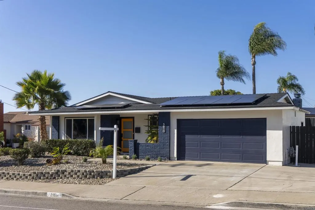 https://cdn.realtyfeed.com/cdn/127/306717925/9d7ac8cfd7a8ee2b79d7a7dec03eed46.webp