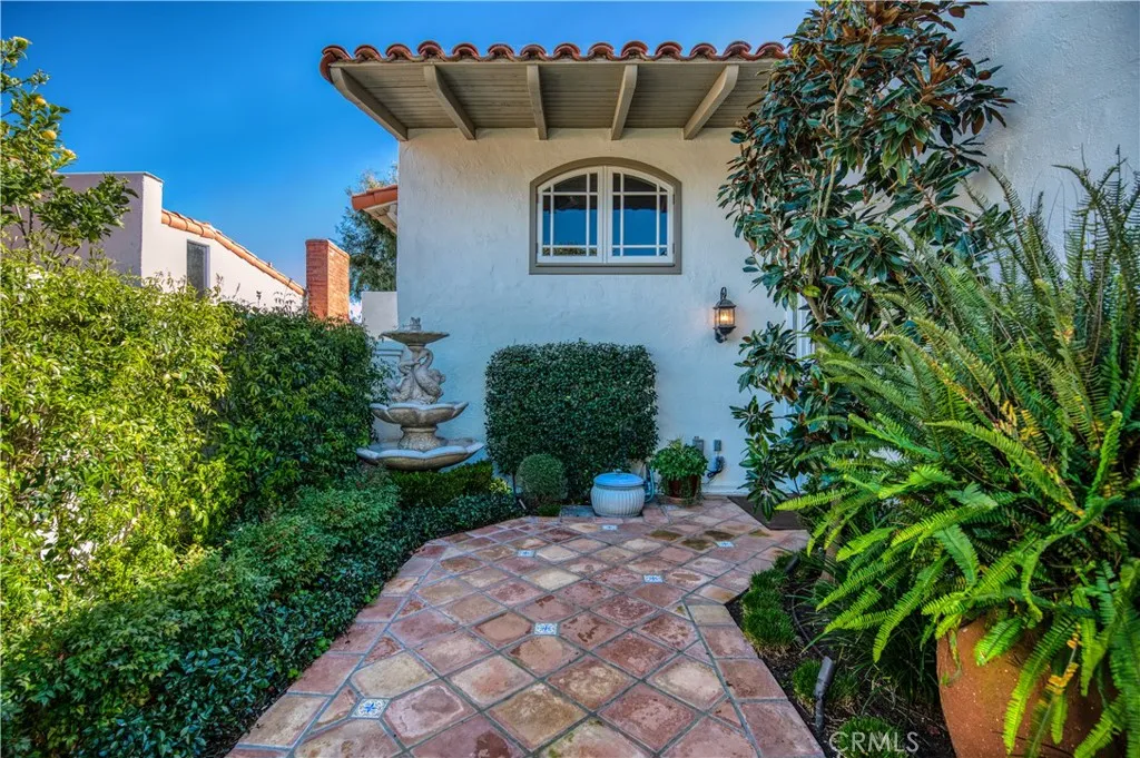 Newport Beach, CA 92660
