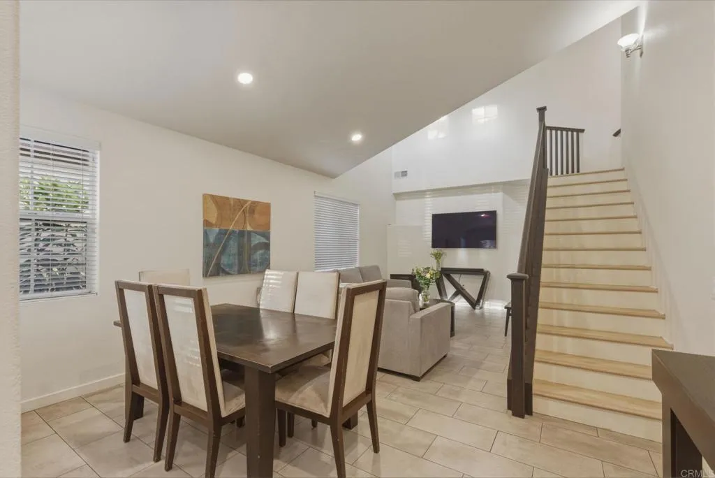 https://cdn.realtyfeed.com/cdn/127/306717965/86ec507bd91f1afa5e7115438de11e2c.webp
