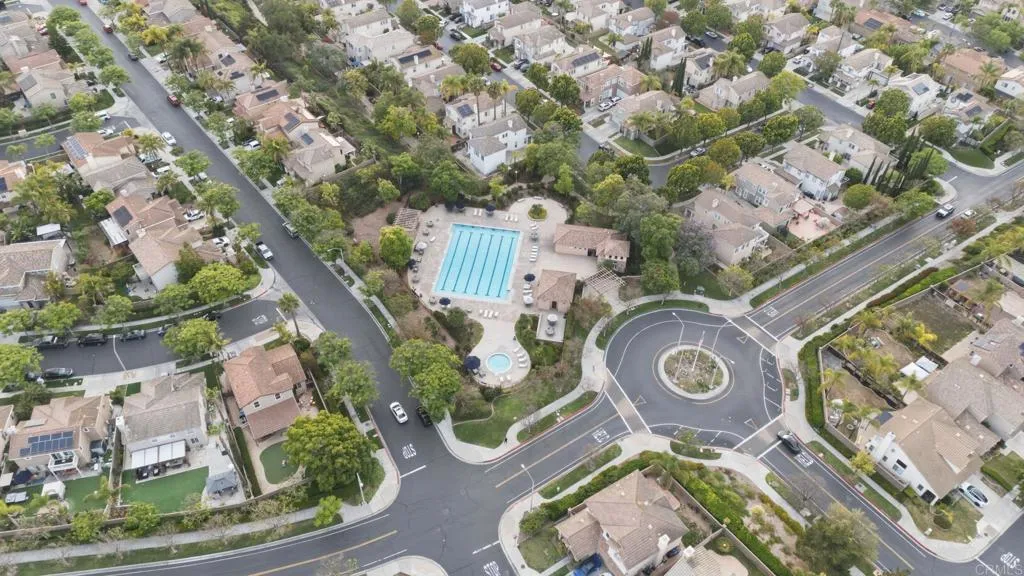 https://cdn.realtyfeed.com/cdn/127/306717965/cfa9da1e37a3b77d3408db33e53c6fed.webp