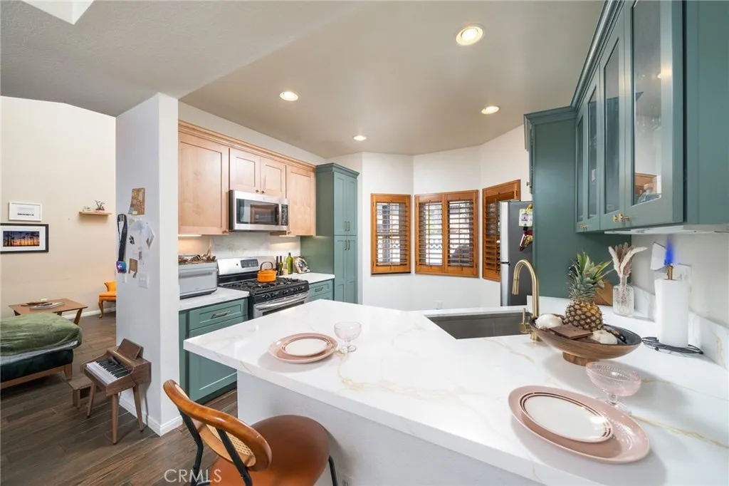 Riverside, CA 92503