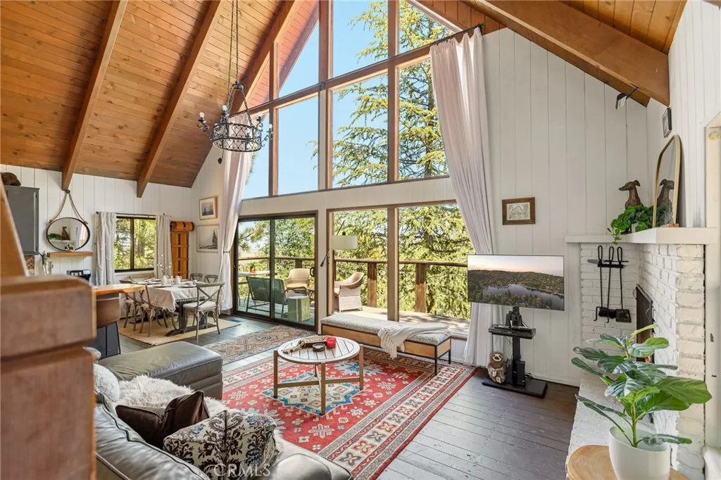 Lake Arrowhead, CA 92352