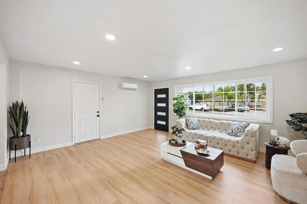 https://cdn.realtyfeed.com/cdn/127/306718013/836b149d65d8df94dc34c2b97e37acea.webp