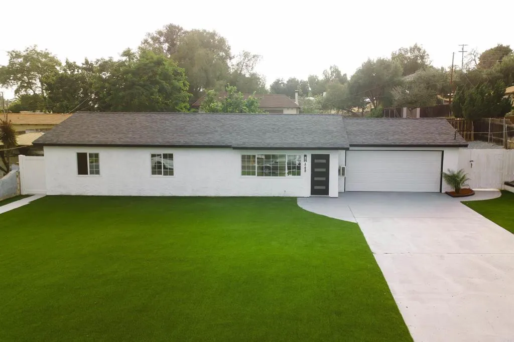 https://cdn.realtyfeed.com/cdn/127/306718013/86b072a64627460784e60cfdb590a65c.webp