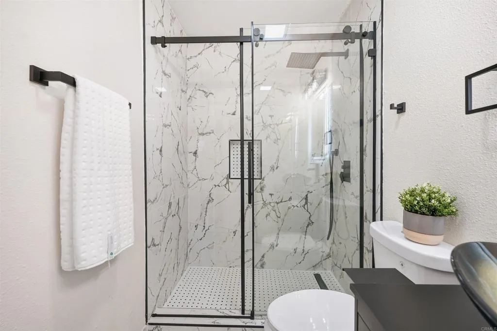 https://cdn.realtyfeed.com/cdn/127/306718013/c63711a7619783c7de6308af6fae1aba.webp