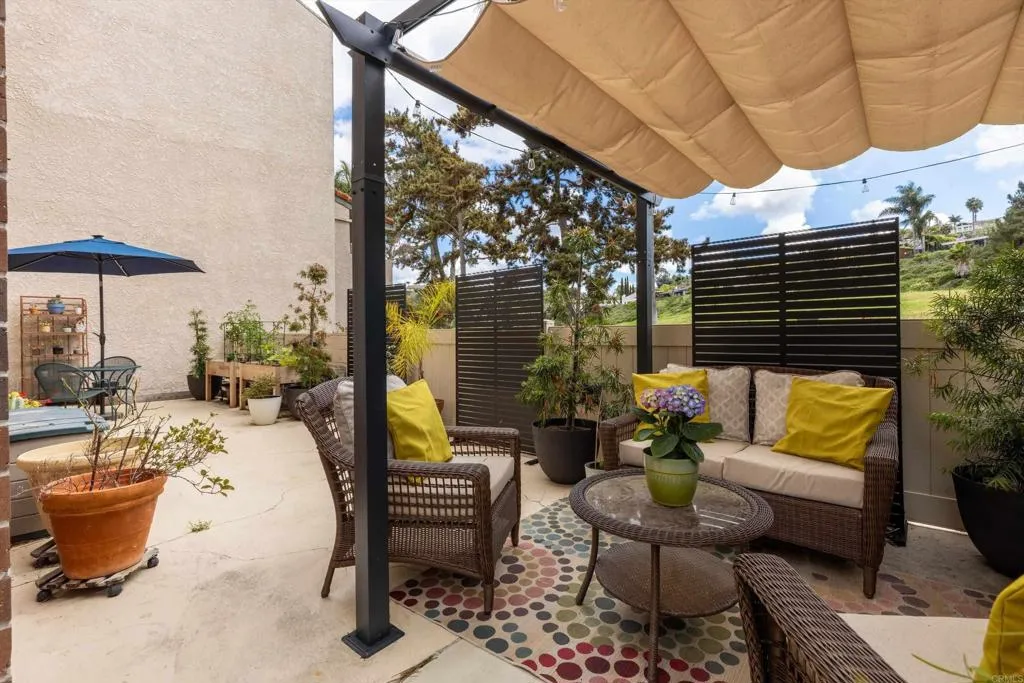 https://cdn.realtyfeed.com/cdn/127/306718032/a6b7153ef7705250fab951a19e866ac1.webp