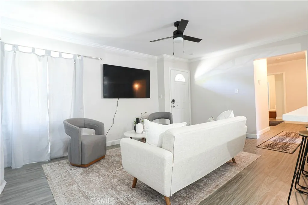 https://cdn.realtyfeed.com/cdn/127/306718085/3924aadaab1f5e3b77b3e143ce699827.webp