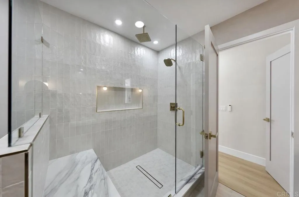 https://cdn.realtyfeed.com/cdn/127/306718089/d0fa402bca011122ef922147f2afa3f0.webp