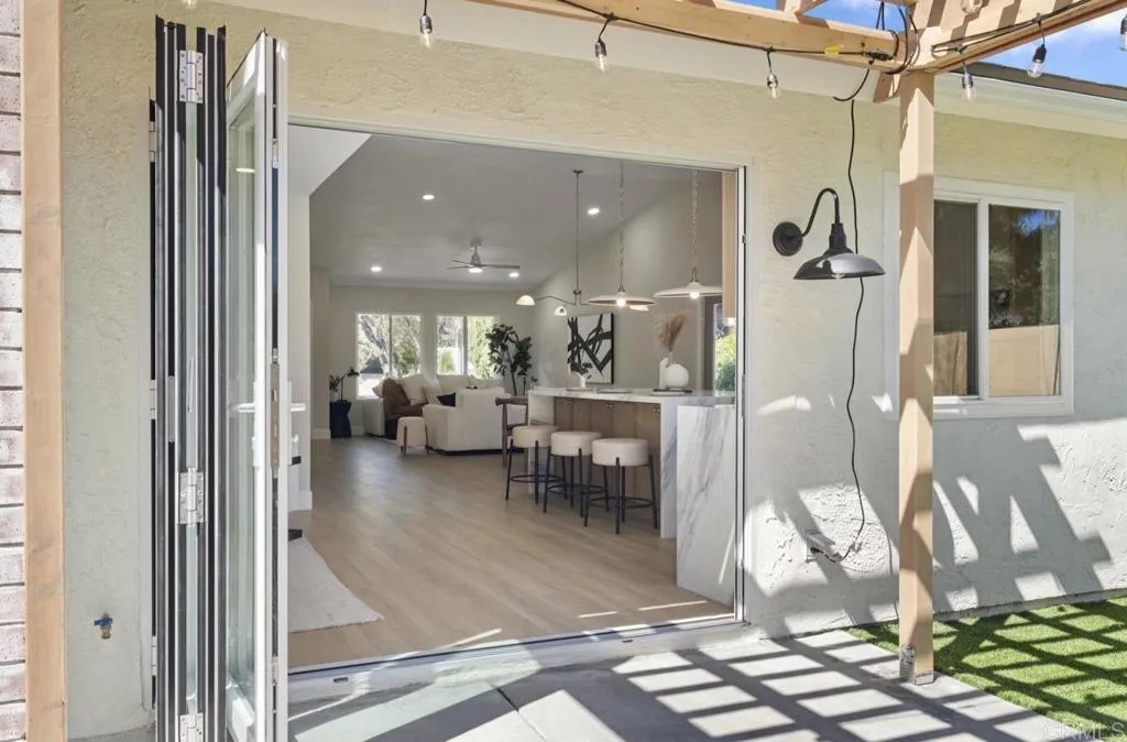 https://cdn.realtyfeed.com/cdn/127/306718089/d516a3d5bf98bb6c4166925b682a9f51.webp