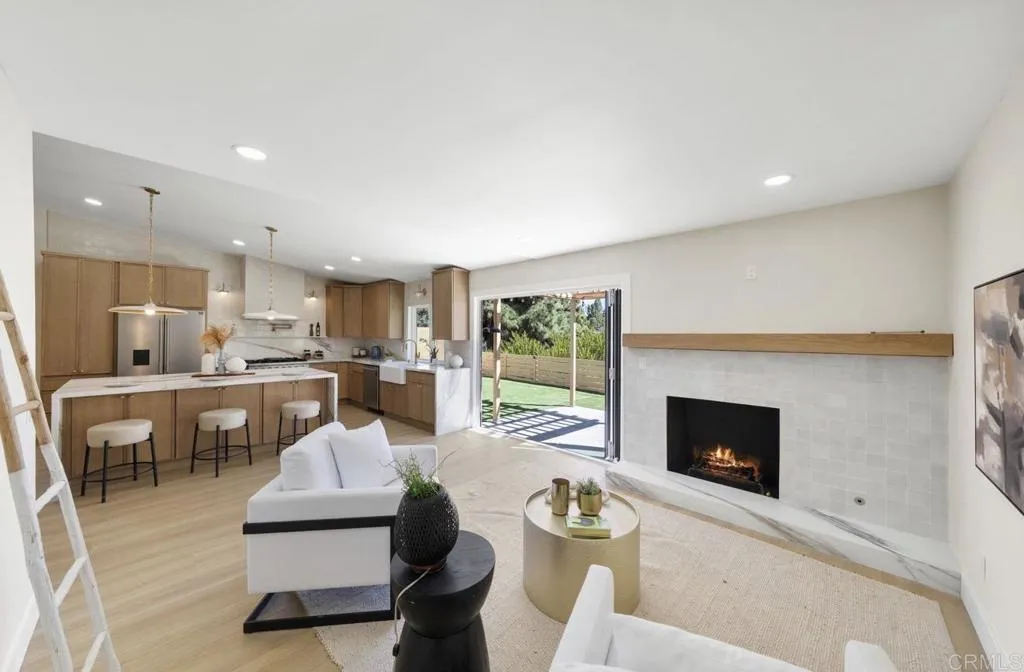 https://cdn.realtyfeed.com/cdn/127/306718089/ddf37c68ed5be874ca32ce5a4d0c353d.webp