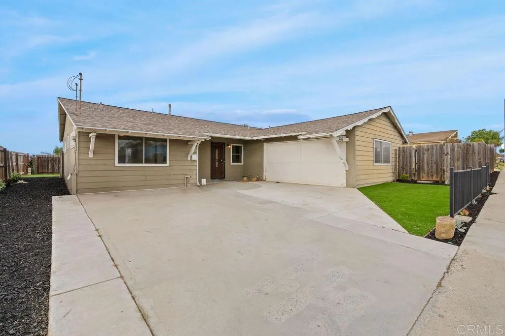 https://cdn.realtyfeed.com/cdn/127/306718096/6e62cf469138de12e1b6e9dbe82544d4.webp