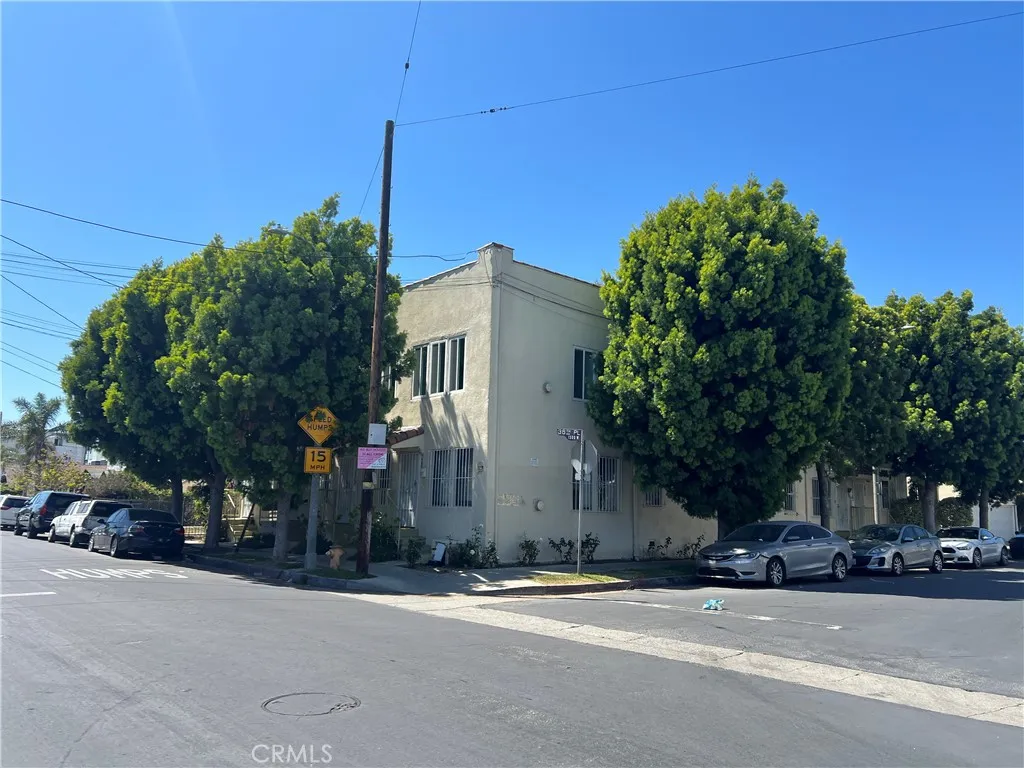 Los Angeles, CA 90018