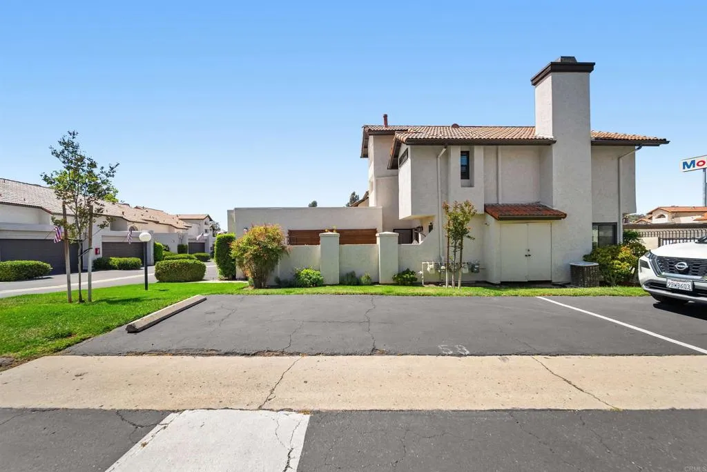 https://cdn.realtyfeed.com/cdn/127/306718160/0b8354acfd00a5841d2c8dbd279d92a6.webp
