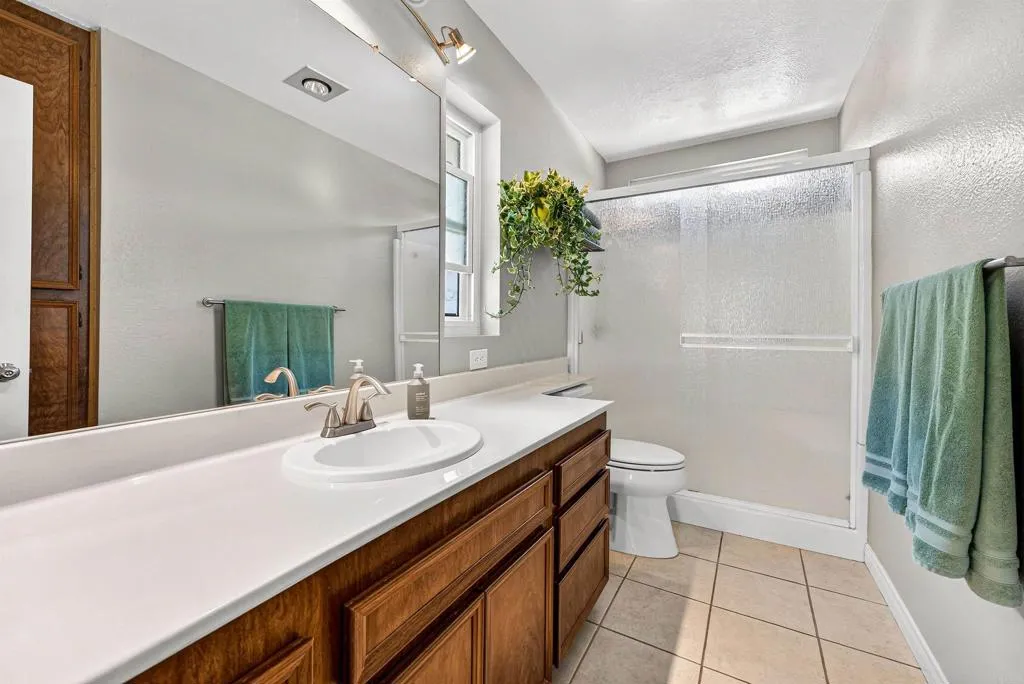 https://cdn.realtyfeed.com/cdn/127/306718160/1054a275a3282d77ff741050b04c8d7d.webp