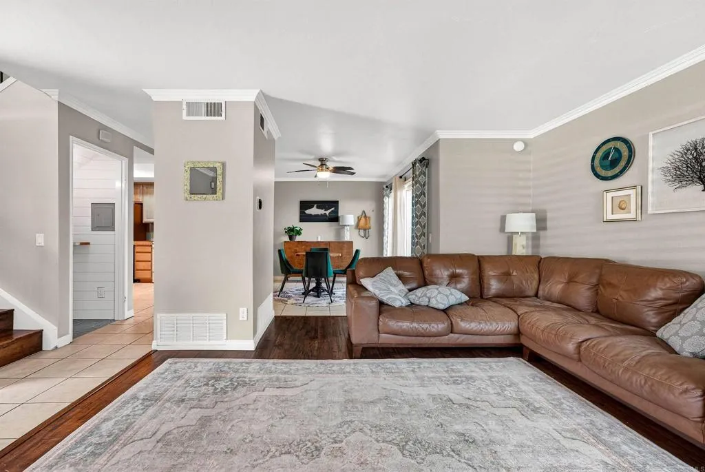https://cdn.realtyfeed.com/cdn/127/306718160/b0b3c0c8d302cd29a37534e1edd44444.webp
