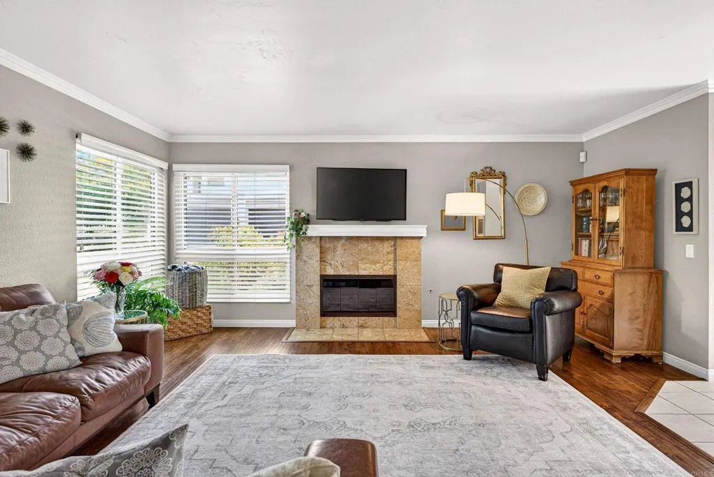 https://cdn.realtyfeed.com/cdn/127/306718160/e2effb2b6a543755760c1f6e1f68990f.webp